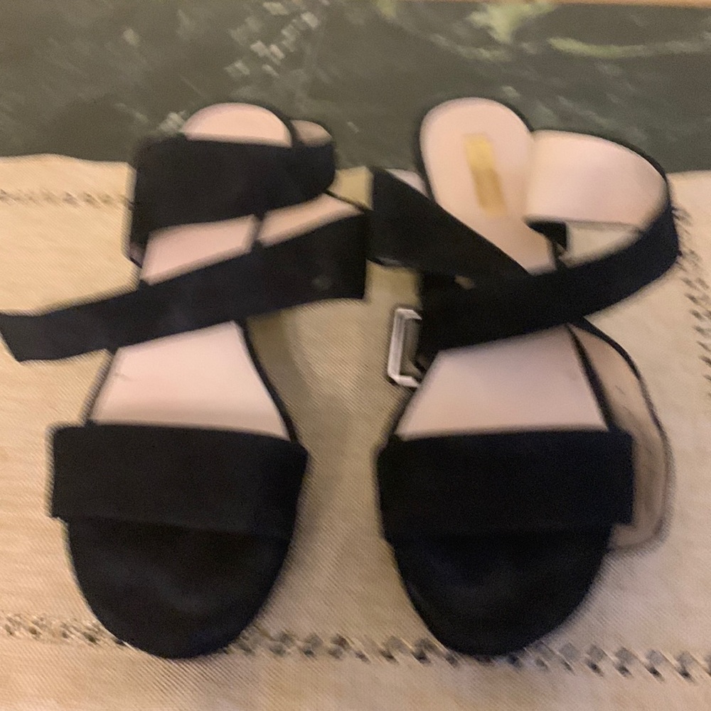 Louise eat Cie sandals